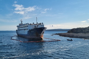 Ministarstvo: 'Donesen je plan odsukavanja broda!'
