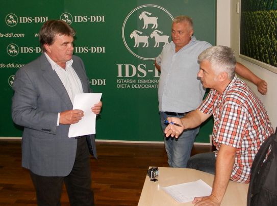 Ivan Jakovčić u raspravi s Draženom Majićem i Elvisom Morinom s HRT-a 