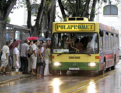 Autobusi Pulaprometa prometovat će besplatno svakih pola sata