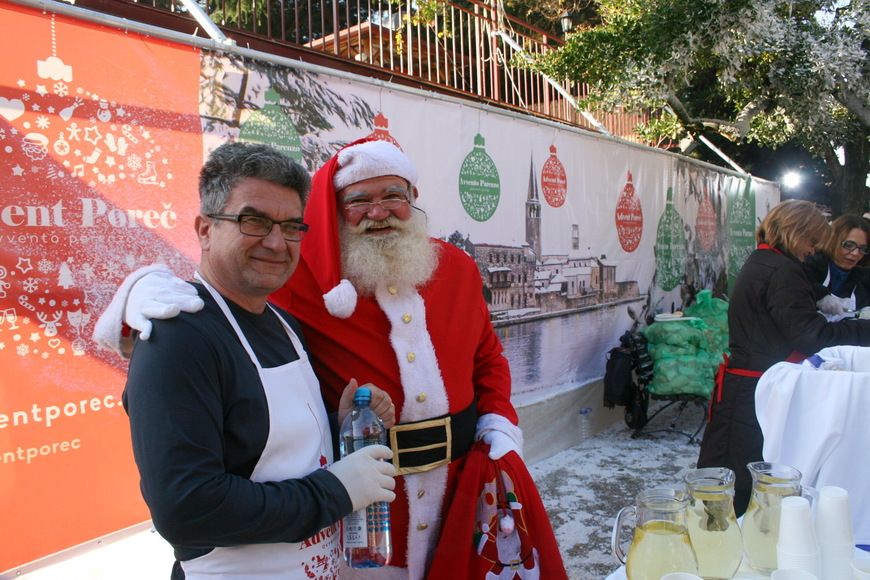 Gradonačelnik Poreča Edi Štifanić s Djed Mrazom