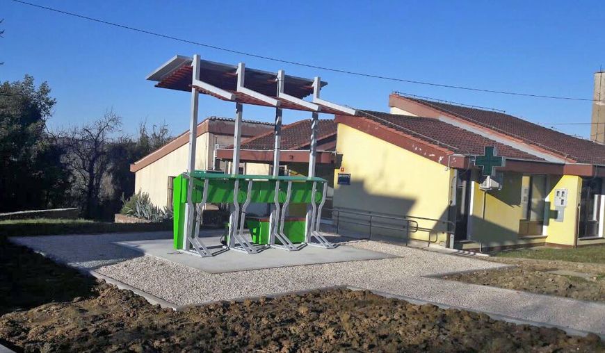 U podnožju Motovuna u blizini ambulante, dovršilo se opremanje bike pointa i stanice za bicikliste