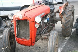 Tragedija u Folima: smrtno stradao pod kotačima traktora