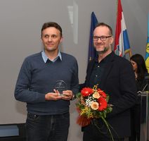 Dorian Knapić je primio nagradu umjesto kćerke Ivane
