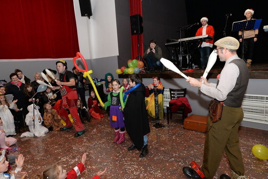 Vodnjanski dječji karneval održan je u Domu mladih